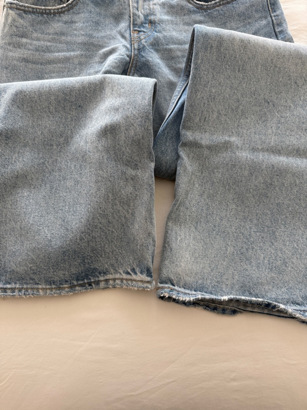 Levi’s Low Loose Straight Jeans - Picture 6 of 7